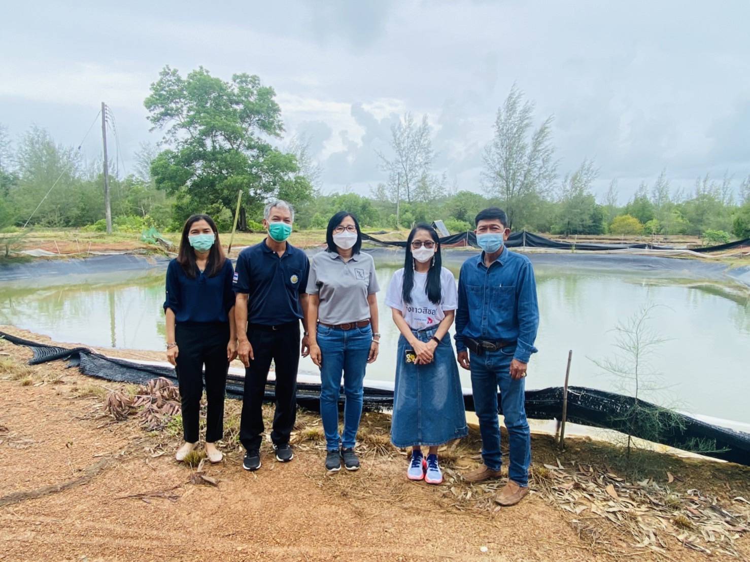 ดร.สุทธินี ลิ้มธรรมมหิศร ผู้อำนวยการกองวิจัยและพัฒนาการเพาะเลี้ยงสัตว์น้ำชายฝั่ง เป็นประธานการประชุมคณะทำงานประเมินการใช้ประโยชน์ในพื้นที่ตั้งของหน่วยงาน ครั้งที่ 1/2565 ณ ห้องประชุมโรงเพาะฟักสัตว์น้ำ ศูนย์วิจัยและพัฒนาการเพาะเลี้ยงสัตว์น้ำชายฝั่งภูเก็ต..คลิก
