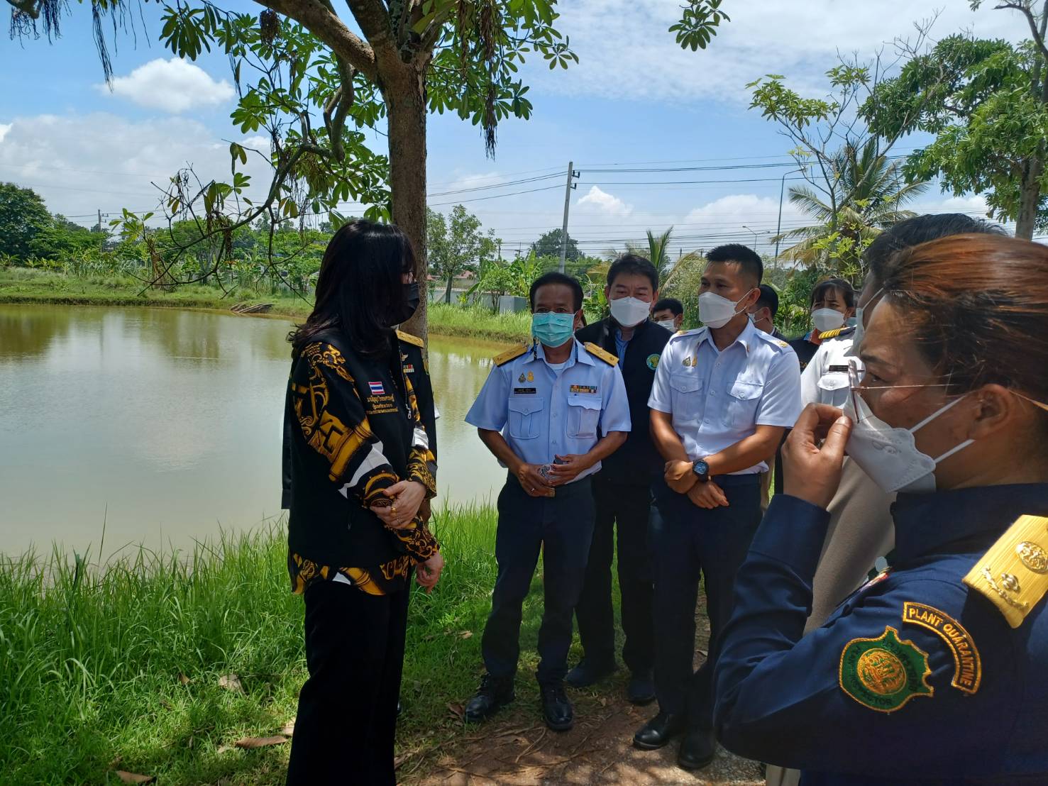 รัฐมนตรีช่วยว่าการกระทรวงเกษตรและสหกรณ์ (ท่านมนัญญา ไทยเศรษฐ์) ตรวจติดตามงานนโยบายที่รับผิดชอบ ณ ศูนย์บริหารจัดการด่านตรวจประมงเขต 2 (หนองคาย)..คลิก
