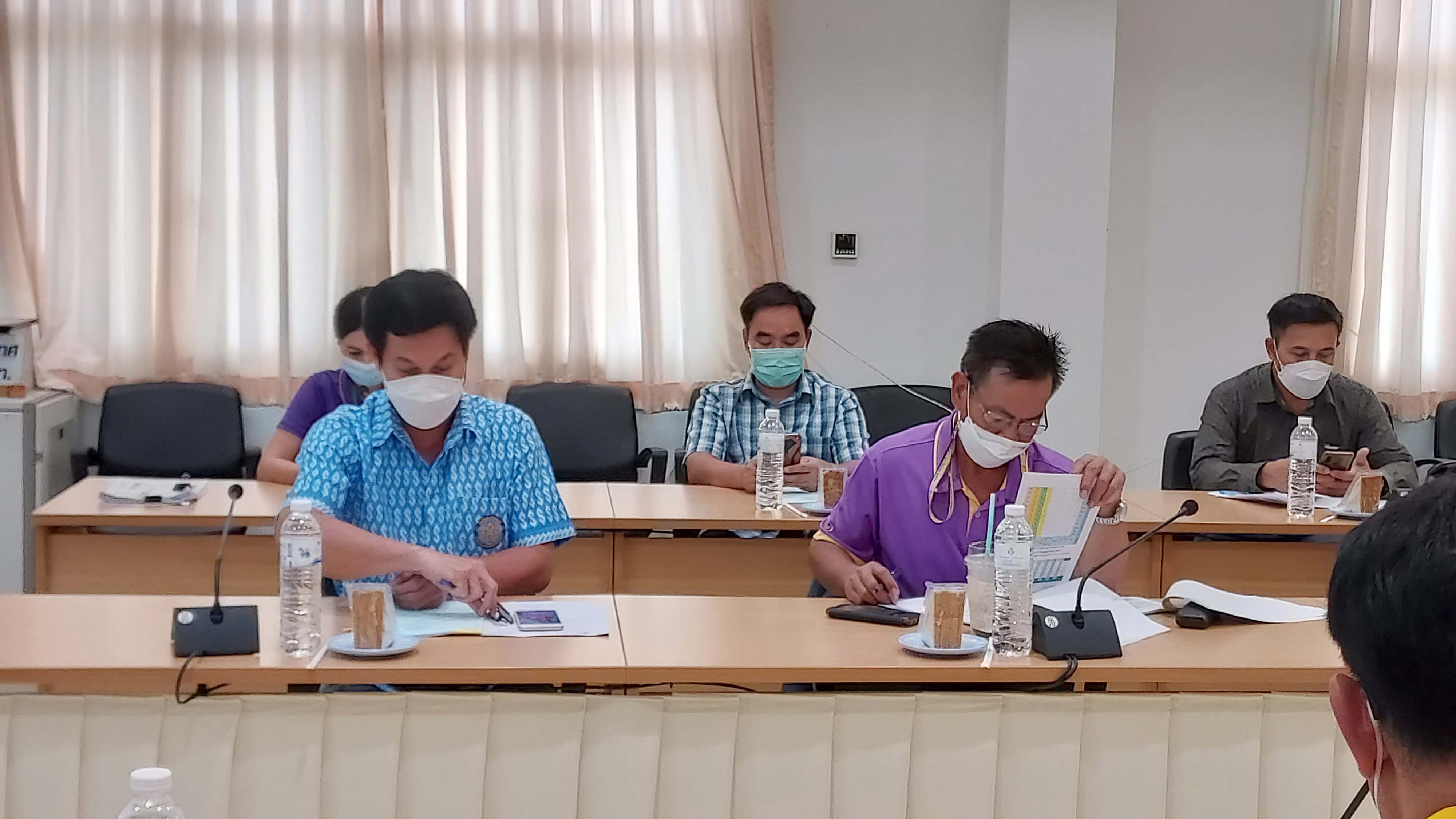 ร่วมประชุมคณะอนุกรรมการเพื่อสนับสนุนการให้ความช่วยเหลือผู้ประสบภัยพิบัติ จังหวัดน่าน ด้านสาธารณภัยและด้านเกษตร เพื่อตรวจสอบและกลั่นกรอง การให้ความช่วยเหลือด้านการเกษตร จำนวน 1 อำเภอ..คลิก