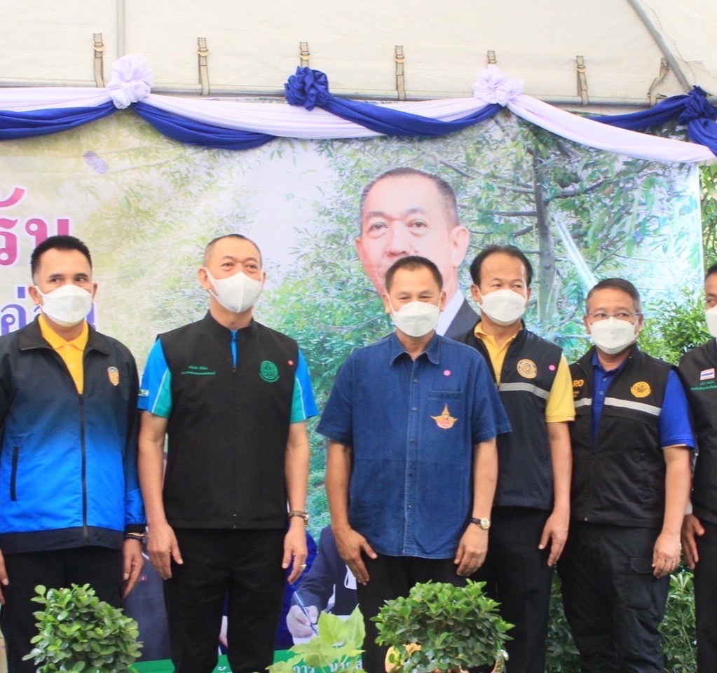 งานชมสวนทุเรียนนนท์ ณ สวนทุเรียนยายละมัย ตำบลบางกร่าง อำเภอเมืองนนทบุรี จังหวัดนนทบุรี..คลิก