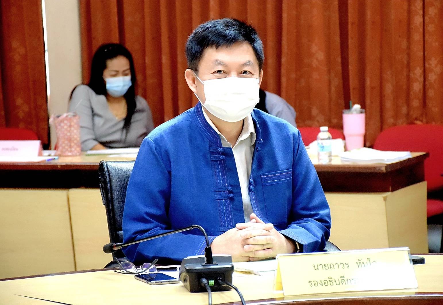นายเฉลิมชัย สุวรรณรักษ์ อธิบดีกรมประมงเป็นประธานการประชุมผู้บริหารกรมประมง ครั้งที่ 3/2565..คลิก