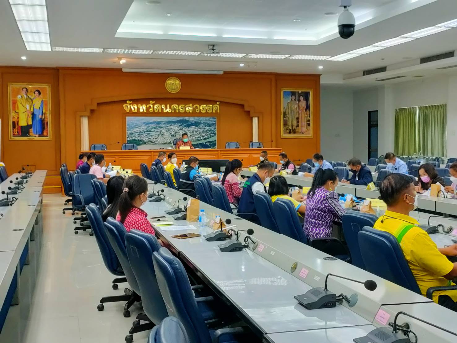 ร่วมประชุมคณะกรรมการขับเคลื่อนโครงการจิตอาสาเพื่อพัฒนาฟื้นฟูและแก้ไขปัญหา “บ่อบำบัดน้ำเสียของเทศบาลเมืองชุมแสง” เฉลิมพระเกียรติเนื่องในวันเฉลิมพระชนมพรรษา พระบาทสมเด็จพระเจ้าอยู่หัว ประจำปีพุทธศักราช 2565 – 2566 จังหวัดนครสวรรค์ และคณะทำงาน 6 ด้าน..คลิก