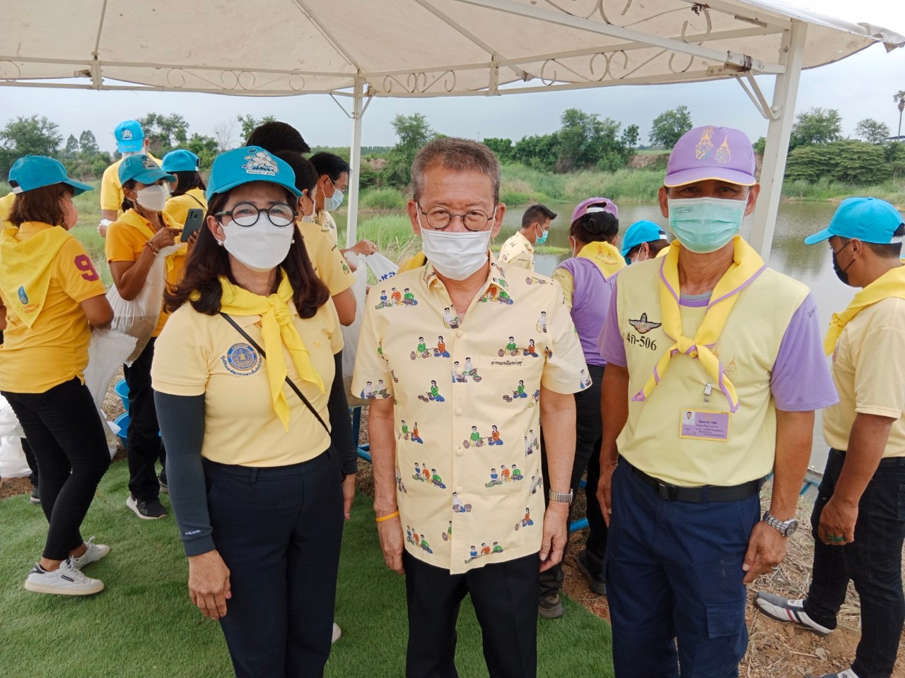โครงการปล่อยปลาเฉลิมพระเกียรติ เนื่องในวันเฉลิมพระชนมพรรษา สมเด็จพระนางเจ้าฯ พระบรมราชินี จำนวน 50,000 ตัว..คลิก