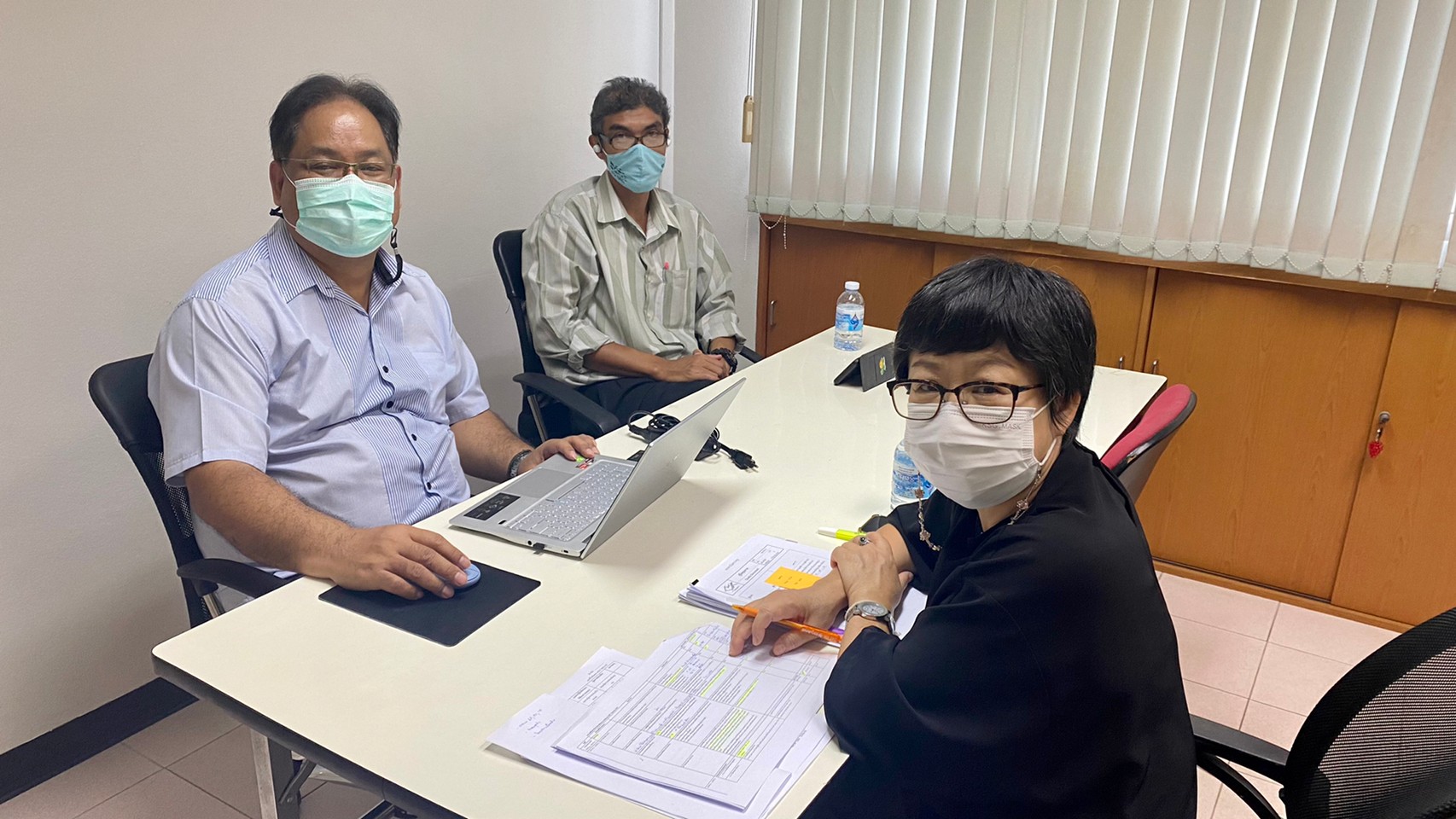 1 มิ.ย. 65 หน่วยรับรองกองพัฒนาระบบการรับรองมาตรฐานสินค้าประมงและหลักฐานเพื่อการสืบค้น (กมป.) ผ่านการตรวจติดตามมาตรฐานระบบคุณภาพ ISO/IEC 17065 ในขอบข่ายการรับรองมาตรฐานฟาร์มเพาะเลี้ยงสัตว์น้ำ จากคณะผู้ตรวจประเมินของ มกอช...คลิก