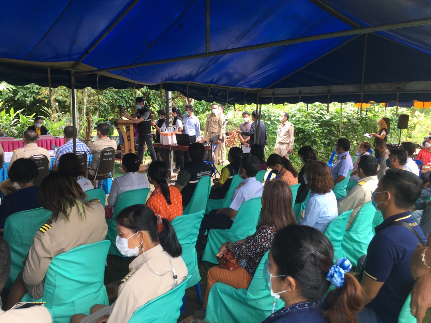 เข้าร่วมประชุมกับคณะวุฒิสมาชิกในโครงการสมาชิกวุฒิสภาพบปะประชาชนในพื้นที่ภาคใต้