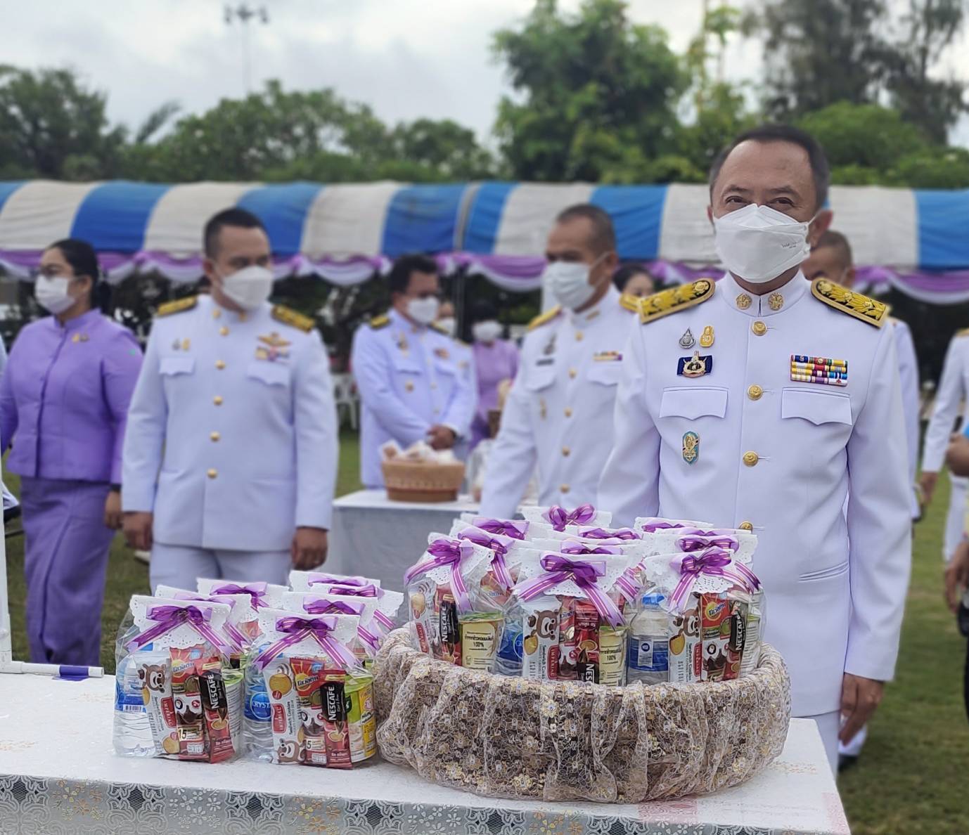 ประมงอุบลฯ ร่วมพิธีตักบาตรเนื่องในวันเฉลิมพระชนมพรรษา สมเด็จพระนางเจ้าฯ พระบรมราชินี 3 มิถุนายน 2565..คลิก