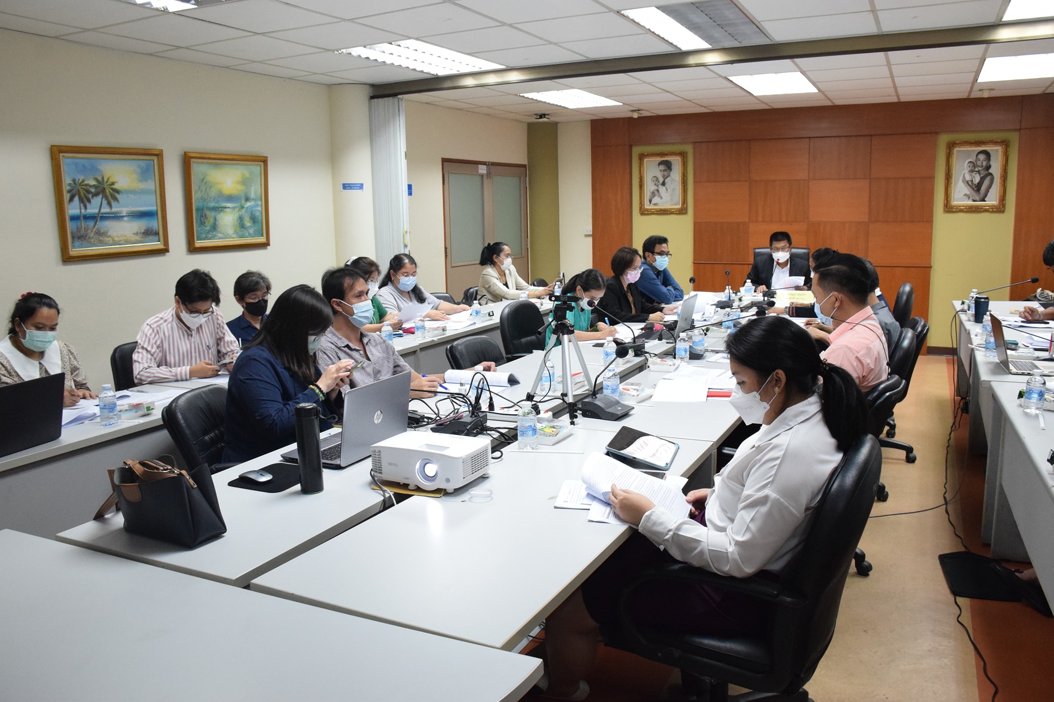 นายบัญชา สุขแก้ว รองอธิบดีกรมประมง เป็นประธานการประชุมรายงานผลการพิจารณาศึกษาญัตติเรื่อง การศึกษาและแก้ไขปัญหาประมงไทย ของคณะกรรมาธิการการเกษตรและสหกรณ์ สภาผู้แทนราษฎร