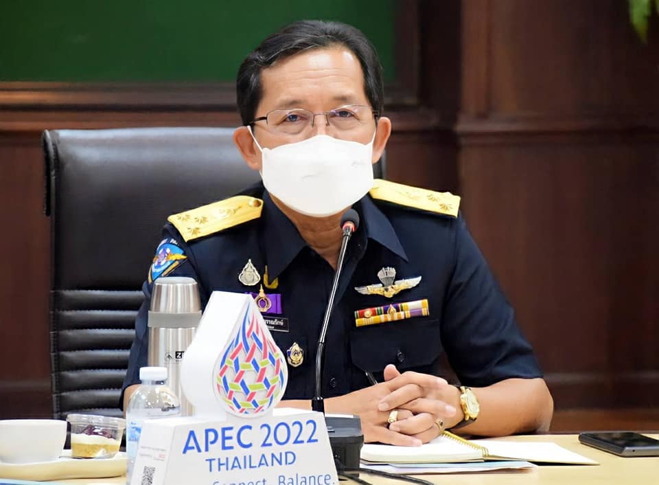 นายเฉลิมชัย สุวรรณรักษ์ อธิบดีกรมประมง เป็นประธานการประชุมมอบนโยบายและแนวทางปฏิบัติงานด้านการตรวจการประมง
