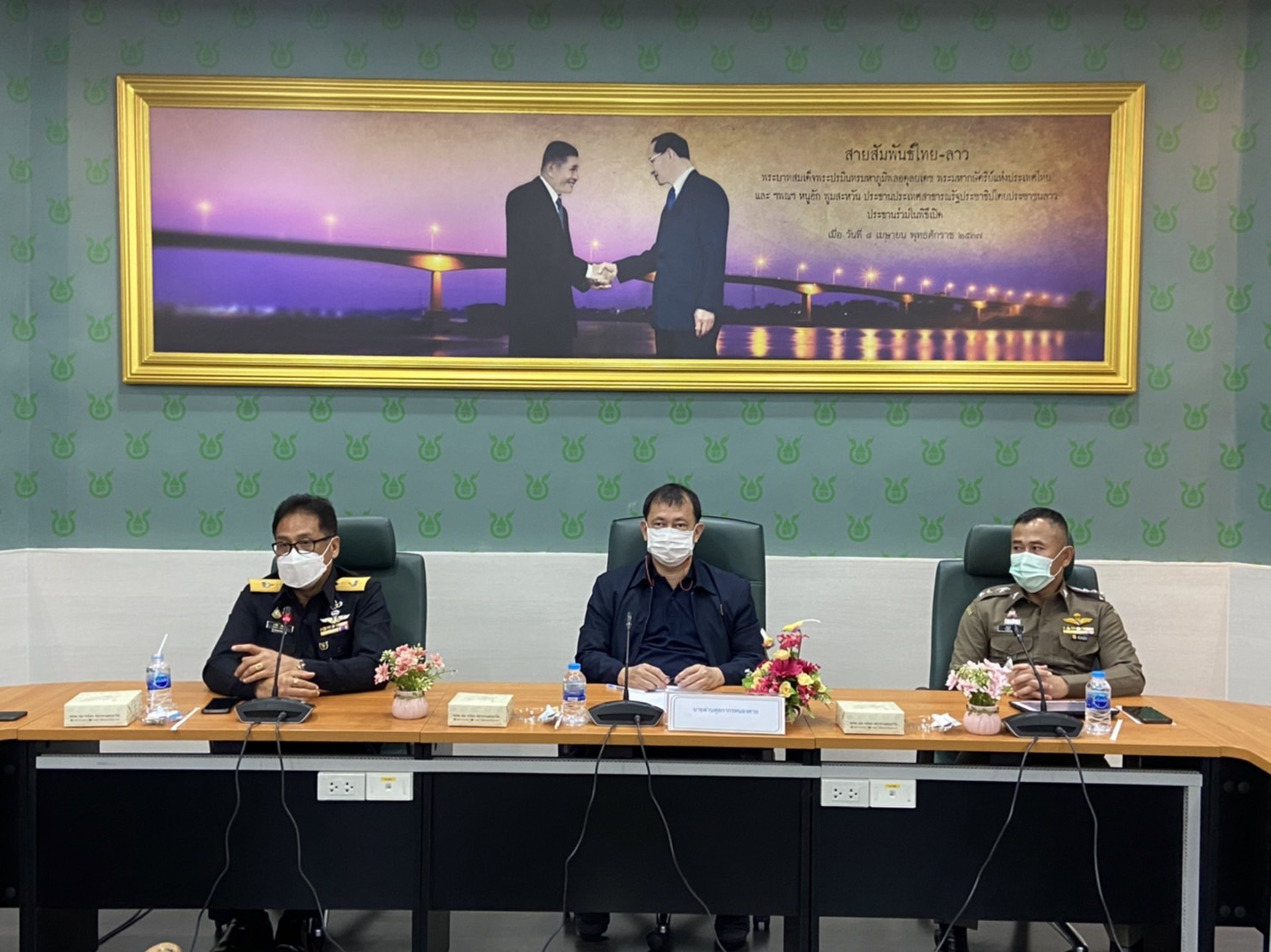 ประชุมคณะทำงานพัฒนาสมรรถนะหลักช่องทางเข้าออกประเทศฯ จังหวัดหนองคาย..คลิก