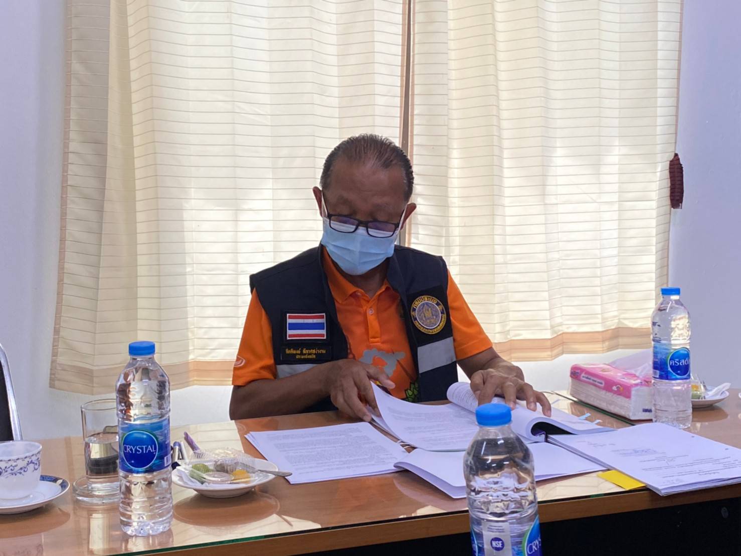 พิจารณาเปรียบเทียบปรับการกระทำความผิดฐานลักลอบใช้เครื่องมืออวนลากทับตลิ่งทำการประมงโดยไม่ได้รับอนุญาต ตามพระราชกำหนดการประมง พ.ศ. 2558..คลิก
