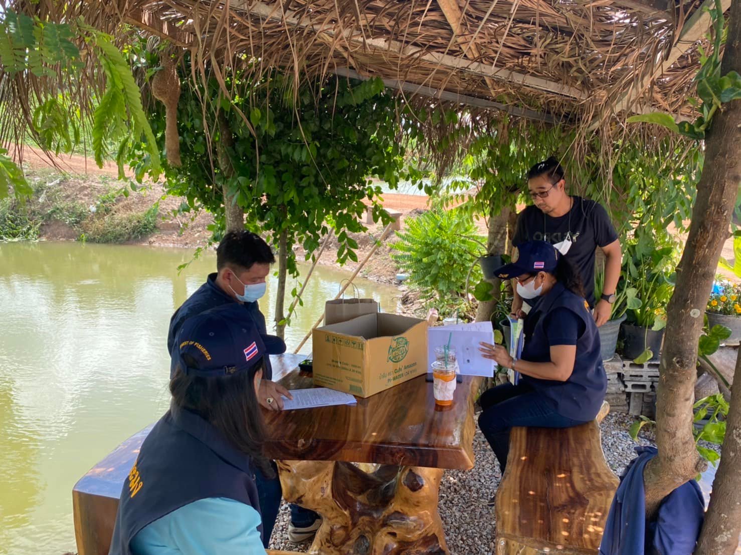ร่วมลงพื้นที่ตรวจสอบการเพาะเลี้ยงสัตว์น้ำ อำเภอโพธาราม..คลิก