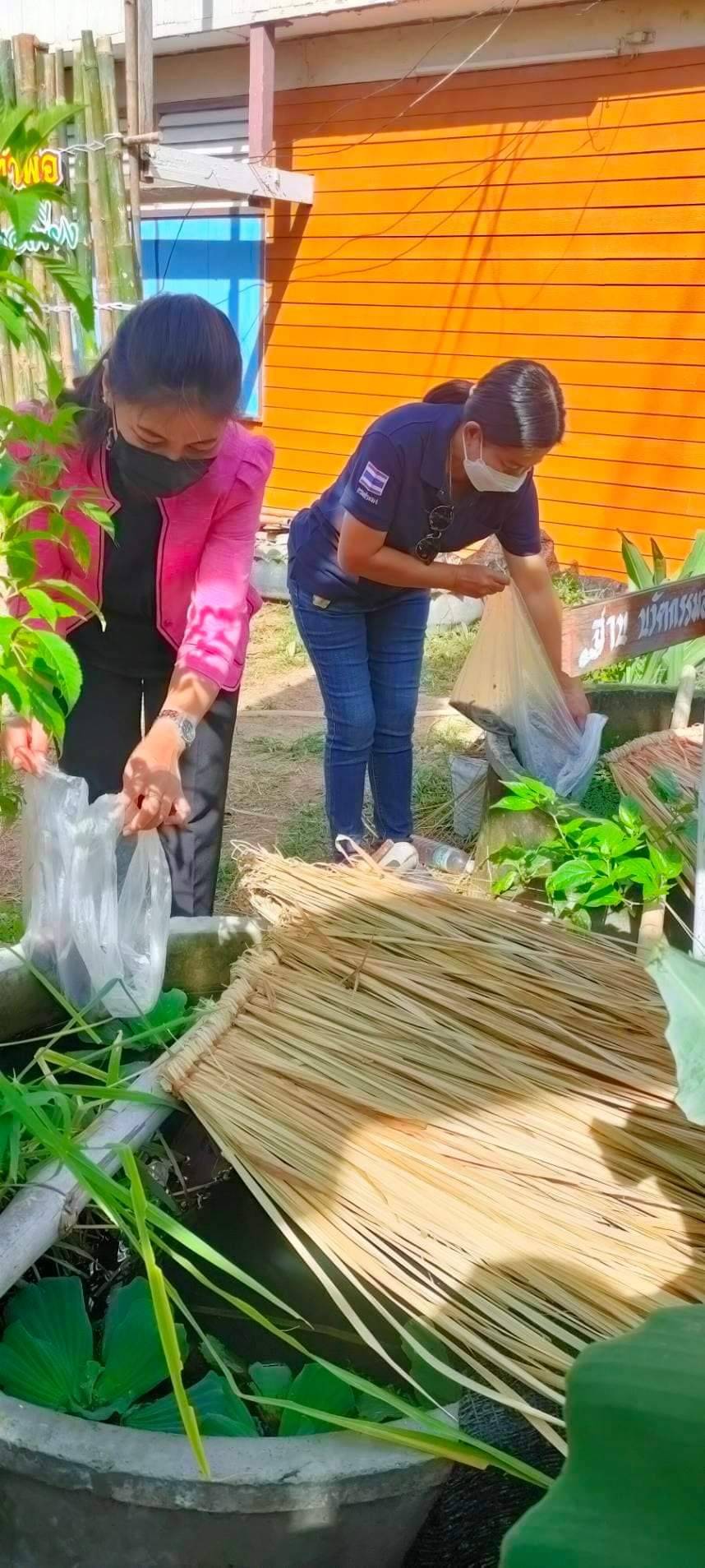 ประมงอำเภอน้ำยืน ร่วมบูรณาการ ภาคีเครือข่ายกับ กศน.อำเภอน้ำยืน