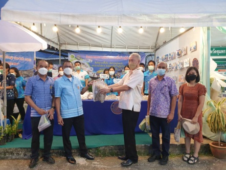 พิธีเปิดงานเปิดฤดูกาลท่องเที่ยว เทศกาลผลไม้ ทุเรียน เมืองชุมพร ปี 2565..คลิก