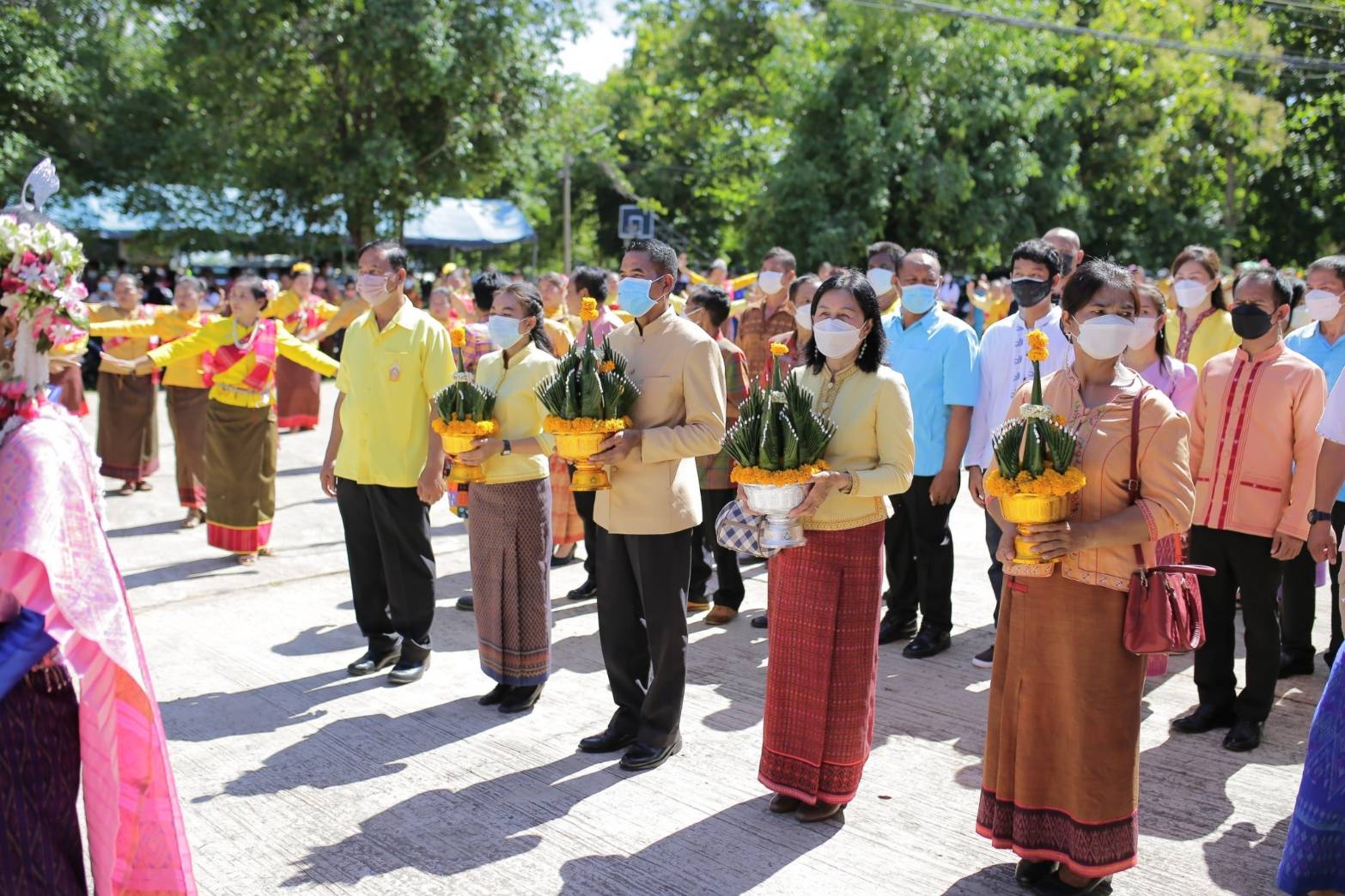 ร่วมพิธีอันเชิญพระสยามเทวาธิวาช มาประดิษฐานยังแท่นประดิษฐานชั่วคราว  และเก็บข้อมูลการจัดทำข้อมูลเกษตรกรต้นแบบการเพาะเลี้ยง สัตว์น้ำเศรษฐกิจ (Role Model)..คลิก