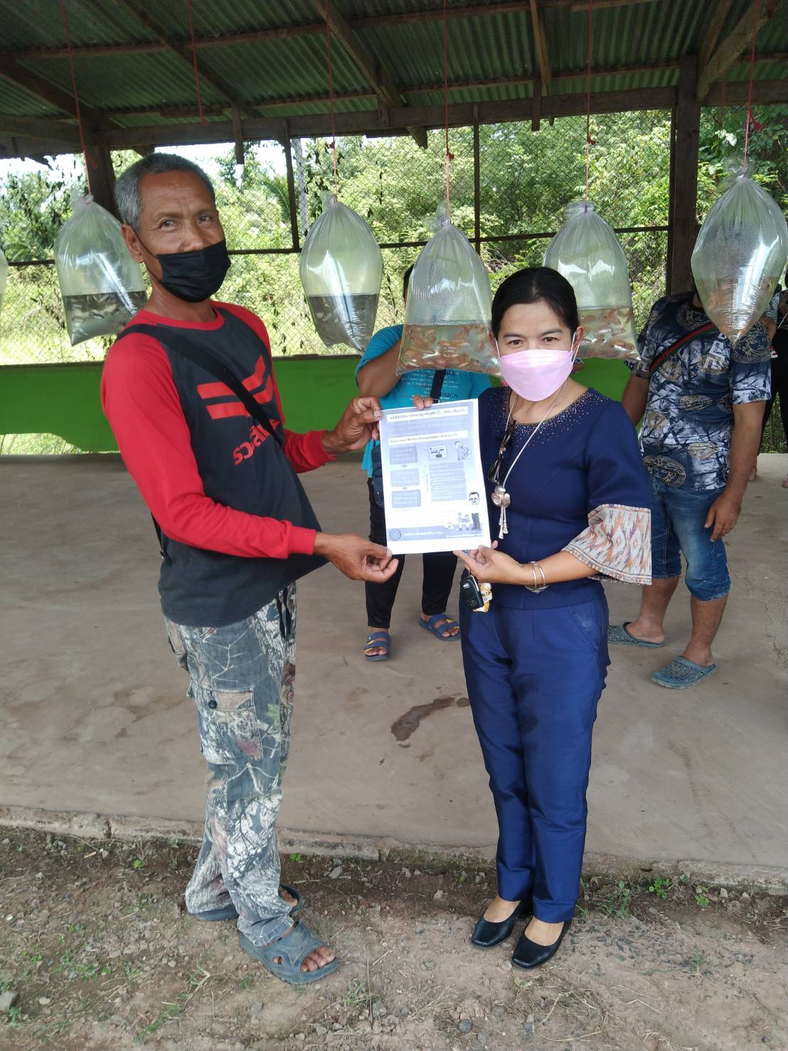 ประมงอำเภอน้ำยืนประชาสัมพันธ์สร้างการรับรู้การทำฟาร์มอนุบาลลูกปลให้ได้มาตราฐาน จีเอพี (GAP)