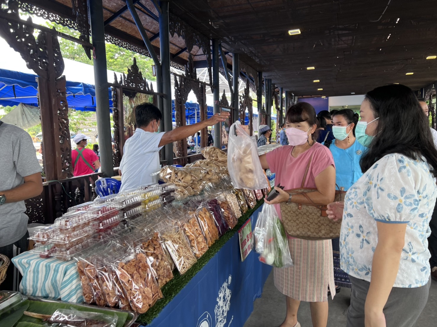 กลุ่มบริหารและยุทธสาสตร์ร่วมช้อปของเด่น กินของดี ที่มาระแม ครั้งที่ 6..คลิก