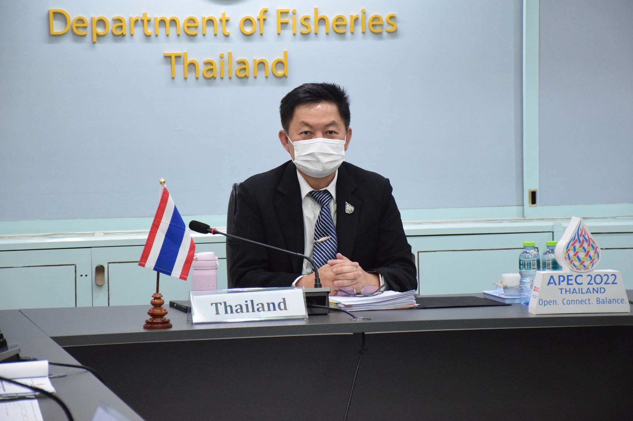 เมื่อวันพุธที่ 22 มิถุนายน 2565 เวลา 09.00 – 16.30 น. และวันพฤหัสบดีที่ 23 มิถุนายน 2565 เวลา 09.00 – 11.00 น. ณ ห้องประชุมตะพัดทอง ชั้น 2 อาคารกองประมงต่างประเทศ กรมประมง นายถาวร ทันใจ รองอธิบดีกรมประมง ในฐานะหัวหน้าคณะผู้แทนฝ่ายไทย เข้าร่วมการประชุมคณะทำงานประมงอาเซียน ครั้งที่ 30 (30thASWGFi Meeting)..คลิก