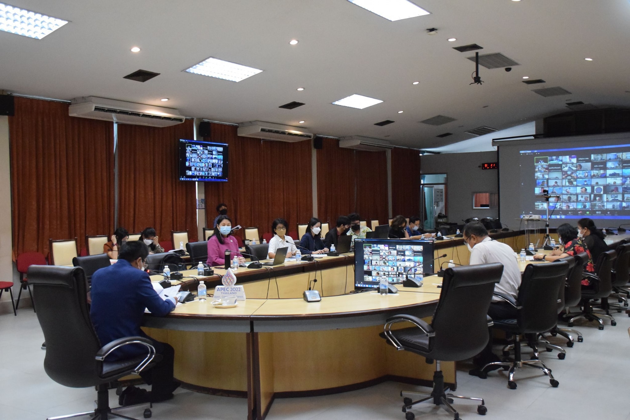 นายบัญชา สุขแก้ว รองอธิบดีกรมประมง เป็นประธานในการประชุมซักซ้อมความเข้าใจในการดำเนินการรับฟังความคิดเห็นการกำหนดมาตรการควบคุมการจับสัตว์น้ำขนาดเล็ก