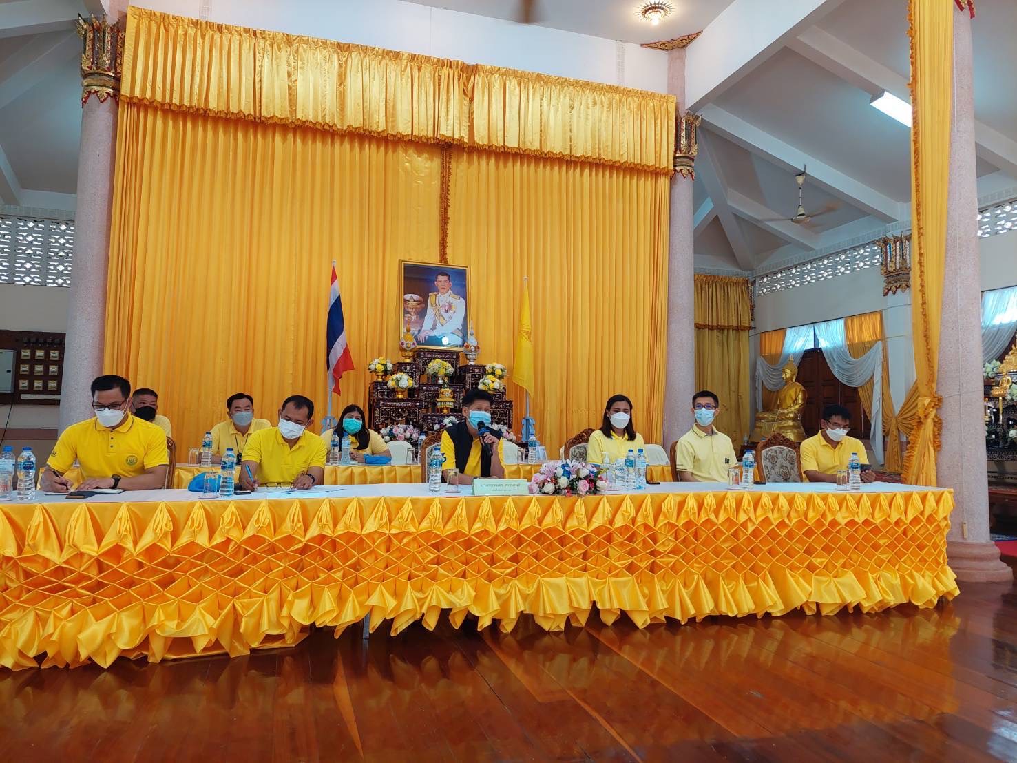 (อ.บางกรวย) การประชุมหัวหน้าส่วนราชการ และ กิจกรรมจิตอาสาเนื่องในโอกาสวันเฉลิมพระชนมพรรษา 70 พรรษา พระบาทสมเด็จพระเจ้าอยู่หัว..คลิก