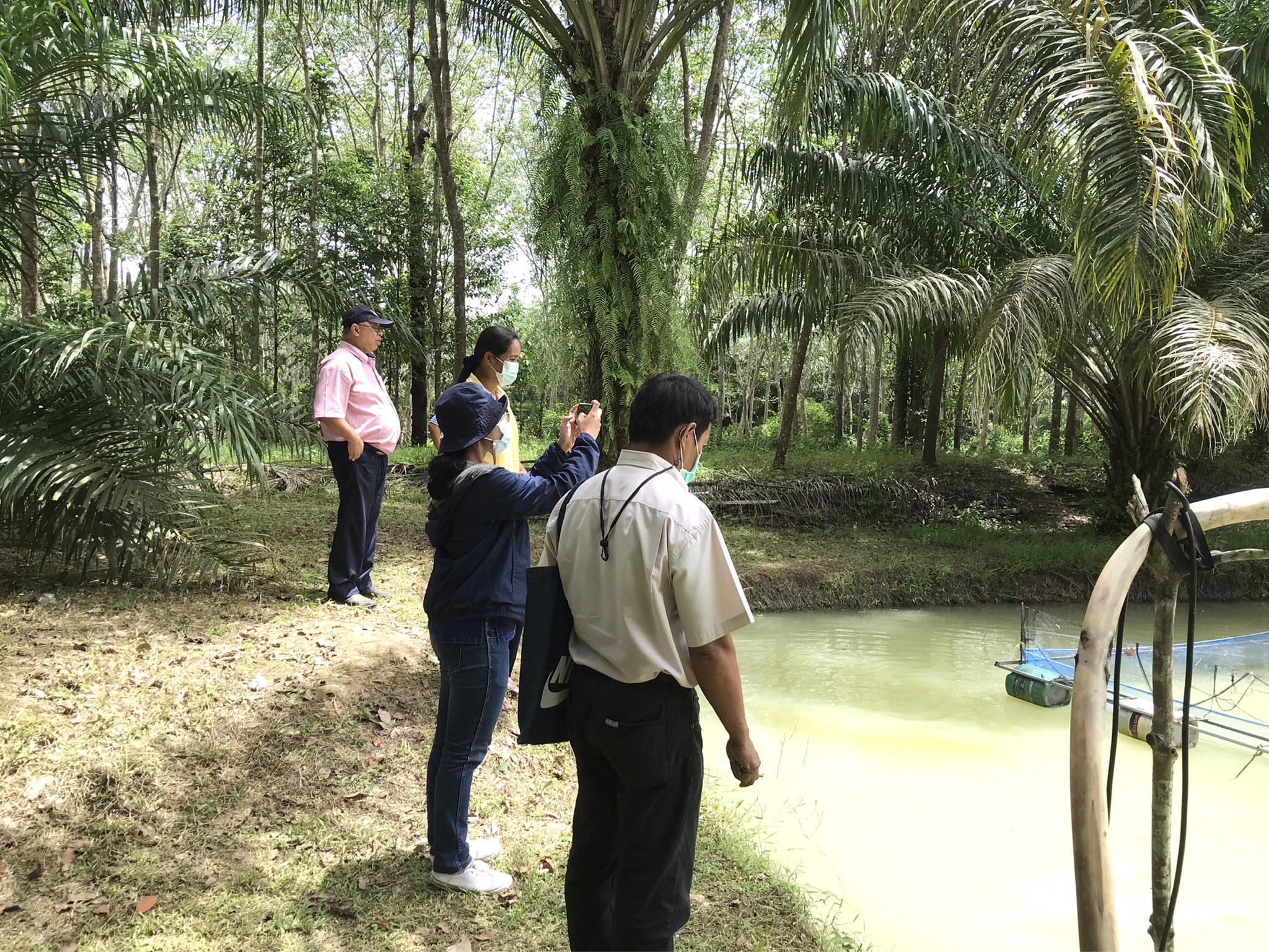 สำนักงานประมงจังหวัดพัทลุง ลงพื้นที่ติดตามเกษตรกรโครงการลุ่มแม่น้ำปากพนังและประชาสัมพันธ์ GAP