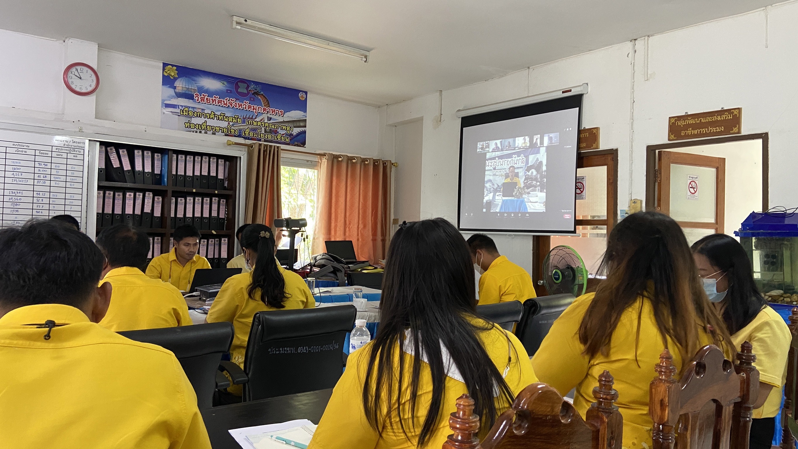 ประชุมคณะกรรมการขับเคลื่อนนโยบายของกรมประมง(FC) และประชุมประจำเดือน ครั้งที่ 4/2565..คลิก