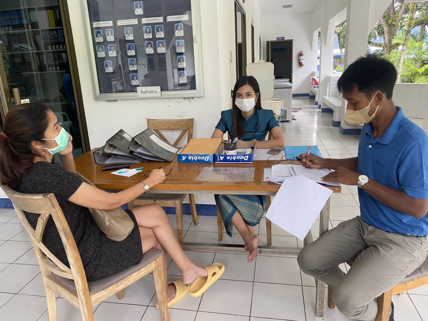 ลงพื้นที่ติดตามการส่งเสริมการใช้จุลินทรีย์ในการเพาะเลี้ยงกุ้งทะเล..คลิก