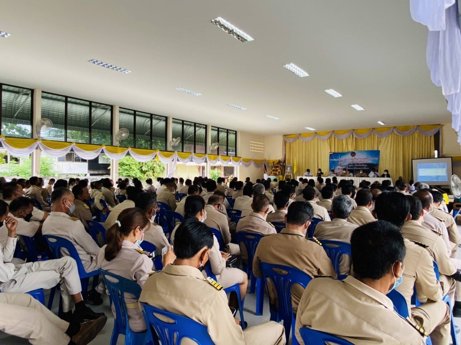 ประมงอำเภอเขาชัยสน เข้าร่วมประชุมประจำเดือน กำนัน ผู้ใหญบ้าน และหัวหน้าส่วนราชการ ประจำเดือนกรกฎาคม 2565