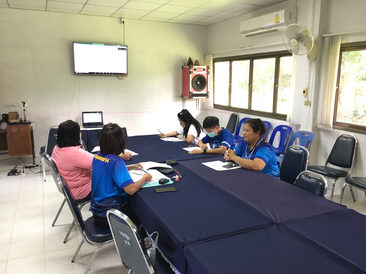 เข้าร่วมประชุมชี้แจงแนวทางการตรวจประเมินสมรรถนะหัองปฏิบัติการทดสอบยาและสารตกค้าง ประจำปี 2565..คลิก