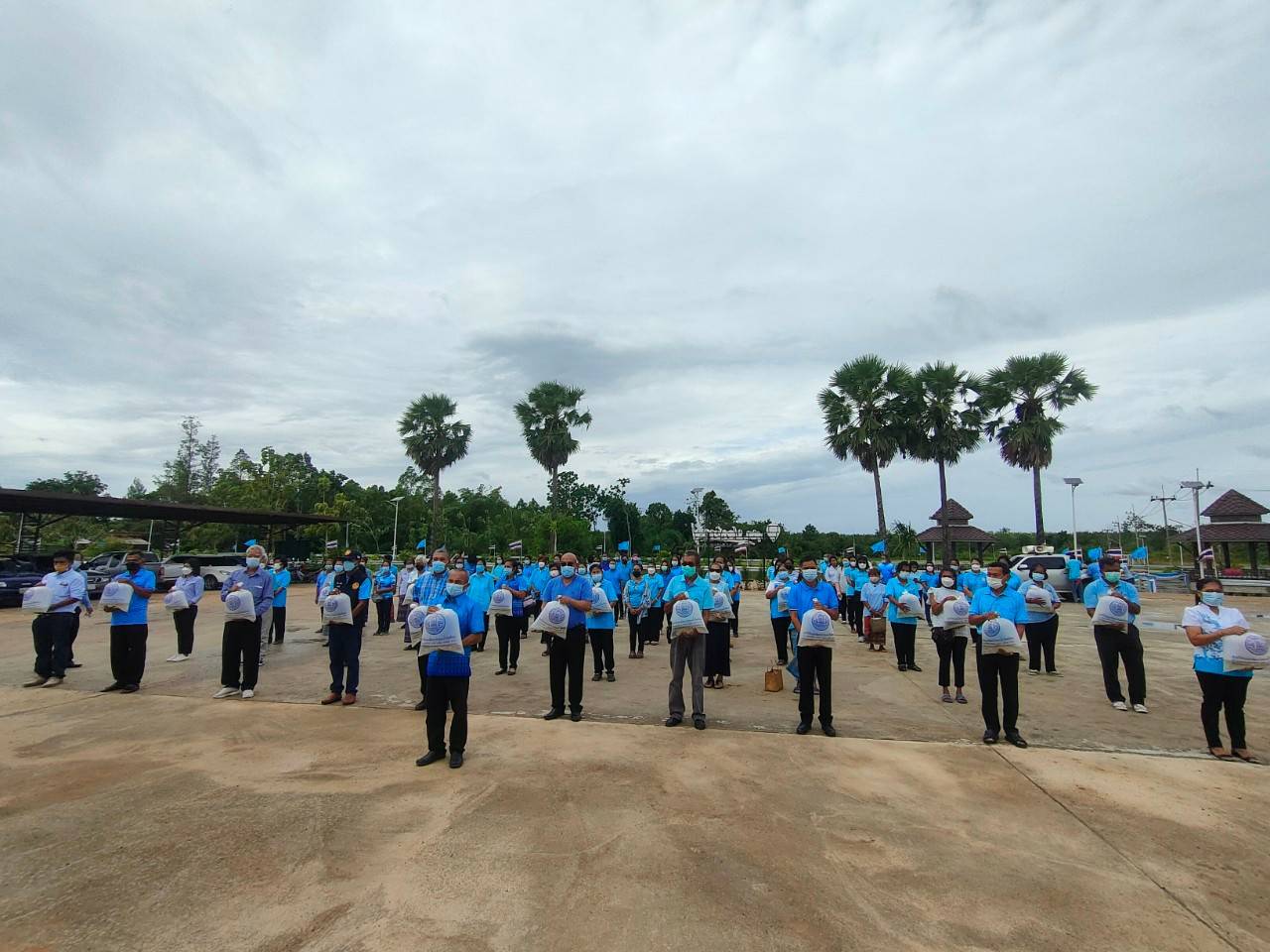 สำนักงานประมงจังหวัดพัทลุง เข้าร่วมโครงการปล่อยพันธุ์สัตว์น้ำเฉลิมพระเกียรติสมเด็จพระนางเจ้าสิริกิติ์ พระบรมราชินีนาถ พระบรมราชชนนีพันปีหลวง..คลิก