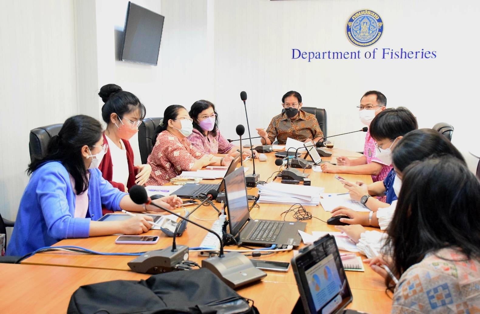นายประเทศ ซอรักษ์ ผู้ตรวจราชการกรมประมง เป็นประธานการประชุมคณะกรรมการพิจารณาการกำหนดเขตพื้นที่รักษาพันธุ์สัตว์น้ำครั้งที่ 2/2565..คลิก