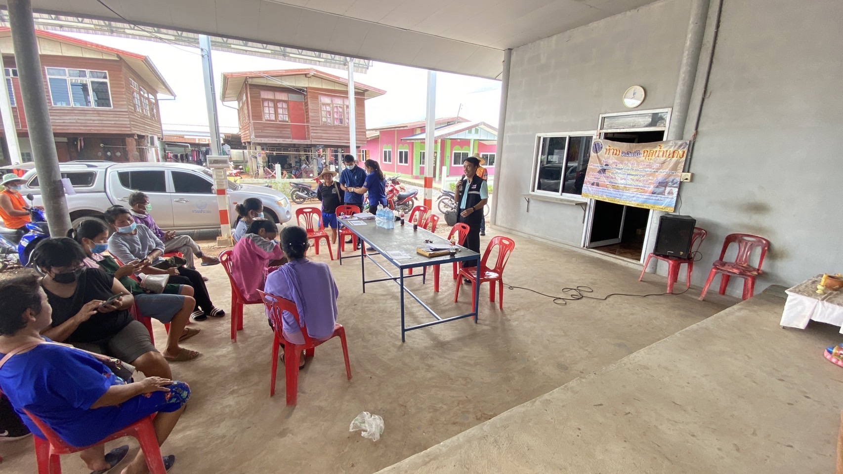 วันที่19 กรกฎาคม 2565  นายวิทยา ประเสริฐสังข์ ประมงอำเภอโนนสัง พร้อมด้วยนายธีรศักดิ์ ศรีร่องหอย นักวิชาการประมงปฏิบัติการ นางสาวดาพร หนันทะ เจ้าพนักงานประมงชำนาญงาน และเจ้าหน้าที่สำนักงานประมงจังหวัดหนองบัวลำภู  ออกพื้นที่ติดตามผลการดำเนินงานตามโครงการพัฒนาอาชีพและส่งเสริมความเข้มแข็งของชุมชนประมงและสอบถามความคิดเห็นของชาวประมงต่อการบริหารจัดการทรัพยากรประมง ณ บ้านหนองเหมือดแอ่ และ บ้านท่าลาด ตำบลหนองเรือ อำเภอโนนสัง จังหวัดหนองบัวลำภู..คลิก