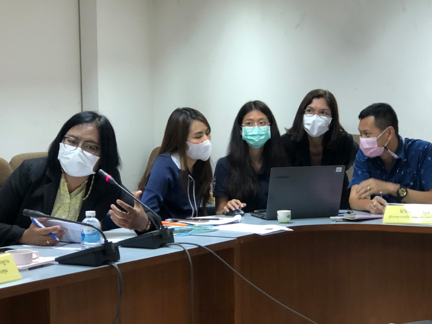 การประชุมหารือแนวทางการเพิ่มประสิทธิภาพการผลิตปลาช่อนและการกำหนดมาตรการควบคุมการนำเข้าสินค้าสัตว์น้ำที่ส่งผลกระทบต่อระบบการเพาะเลี้ยงสัตว์น้ำภายในประเทศเพื่อเพิ่มขีดความสามารถในการแข่งขันของเกษตรกรผู้เพาะเลี้ยงปลาช่อน