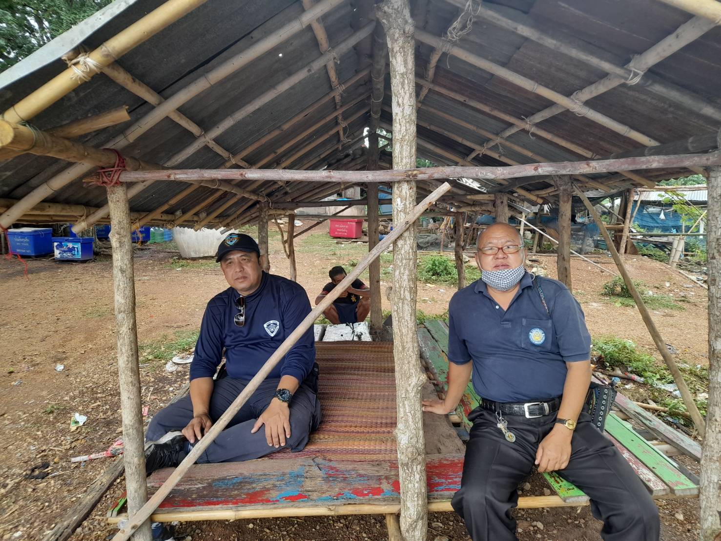 นายบุญหลาย กุลนารัตน์ ประมงจังหวัดหนองบัวลำภู มอบหมายให้นายสมจิตร์ พงษ์ภุมมา หัวหน้ากลุ่มบริหารจัดการด้านการประมง และนายกฤษณะ รถหามแห่ เจ้าหน้าที่วิเคราะห์นโยบายและแผน ออกปฏิบัติงานตรวจการทำงานประมงในอ่างเก็บน้ำเขื่อนอุบลรัตน์ ลำน้ำพอง ลำพะเนียงในเขตพื้นที่อำเภอโนนสัง อำเภอศรีบุญเรือง จังหวัดหนองบัวลำภู และประชาสัมพันธ์การห้ามทำการประมงในช่วงฤดูสัตว์น้ำจืดมีไข่และวางไข่ เลี้ยงตัวในวัยอ่อน ในพื้นที่จังหวัดหนองบัวลำภูระหว่างวันที่ 1 มิถุนายนถึงวันที่ 31 สิงหาคม 2565..คลิก