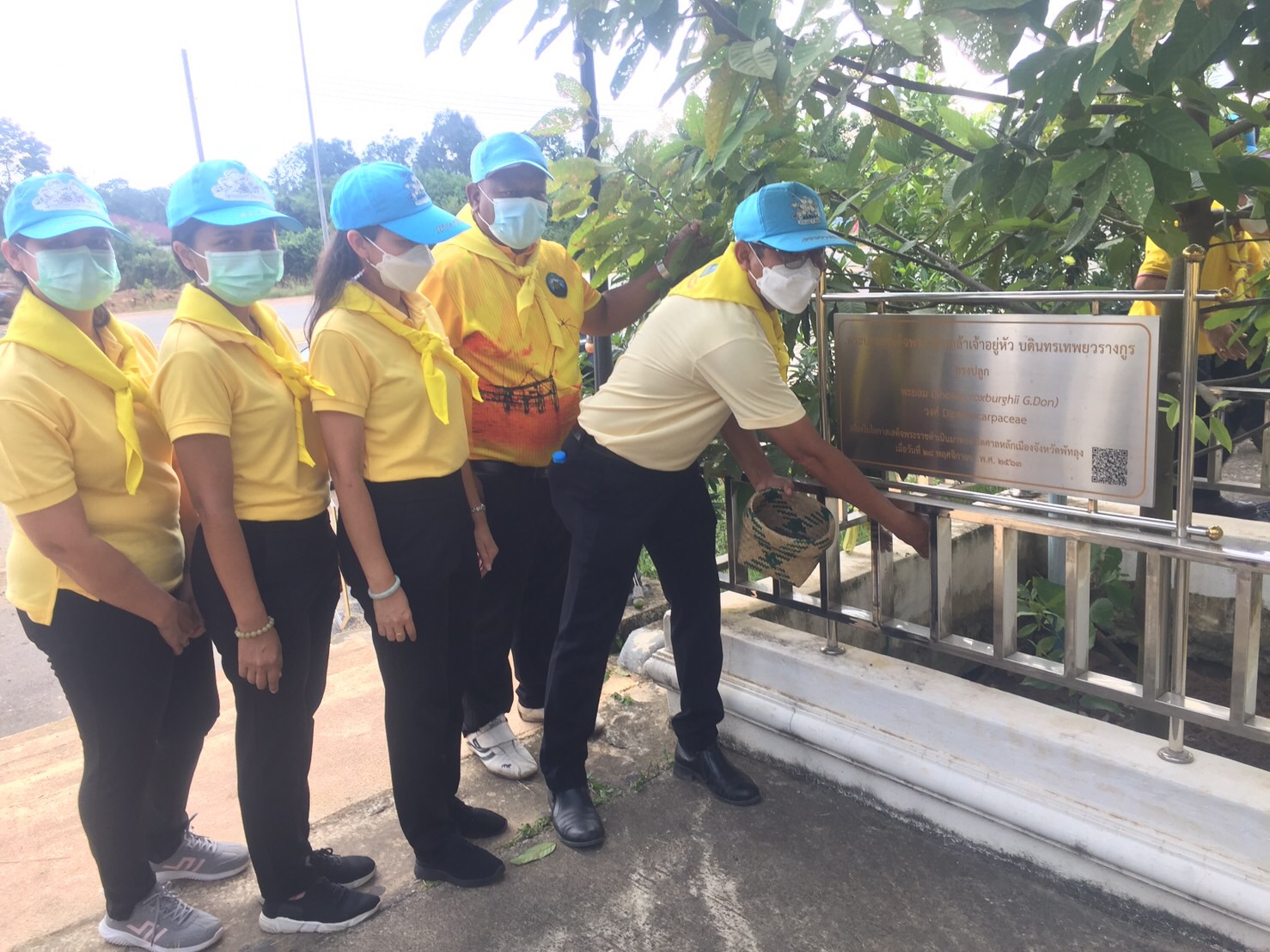 สำนักงานประมงจังหวัดพัทลุง เข้าร่วมกิจกรรมจิตอาสาบำเพ็ญสาธารณประโยชน์ 28 กรกฎาคม 2565