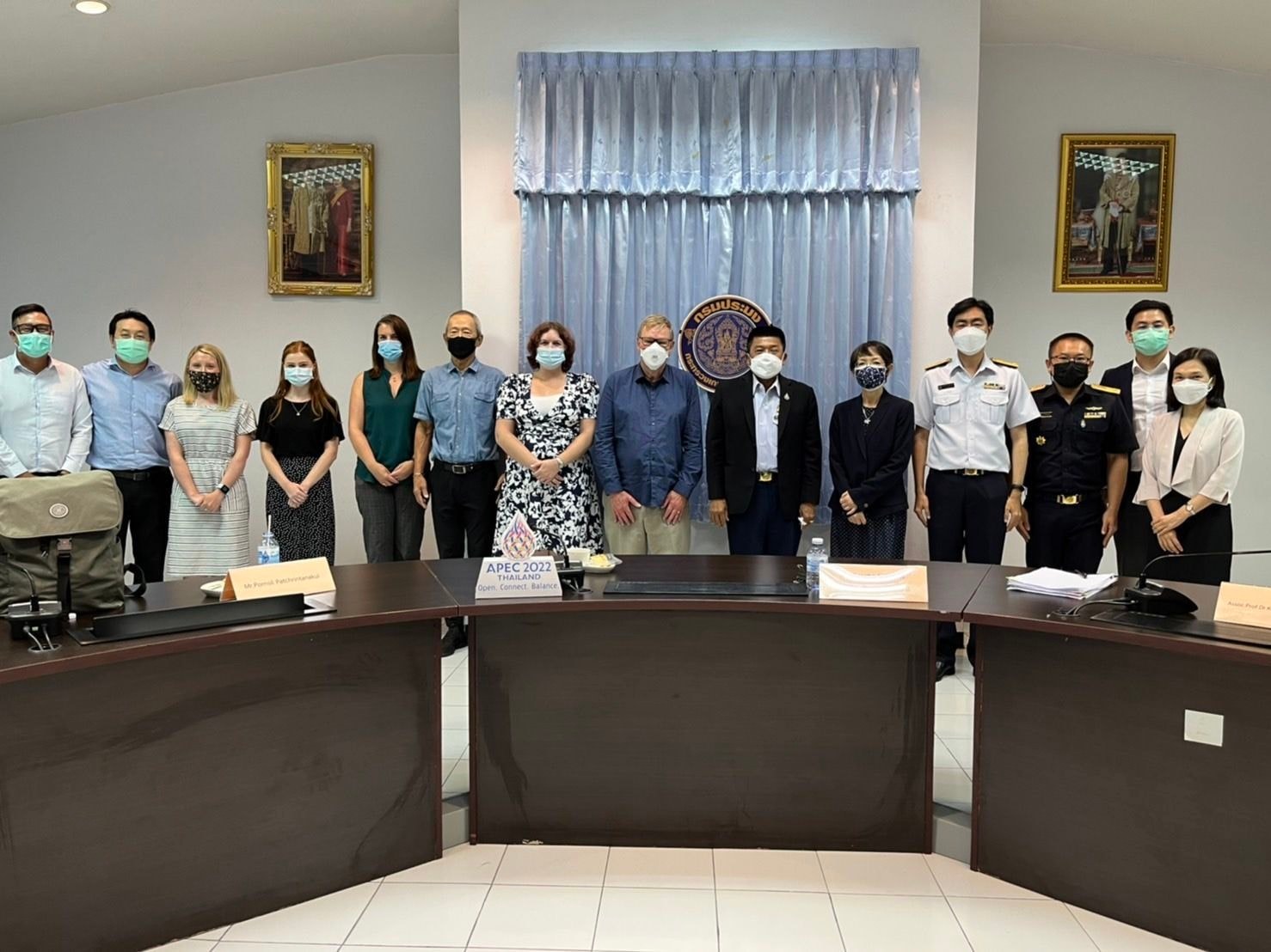 นายบัญชา สุขแก้ว รองอธิบดีกรมประมง เป็นประธานในการประชุมหารือเพื่อรับฟังความคืบหน้าโครงการพัฒนาประมงอวนลากในอ่าวไทยและแนวทางพัฒนามาตรฐานสำหรับการทำประมงปลาหลากหลายสายพันธุ์ (Multispecies)..คลิก