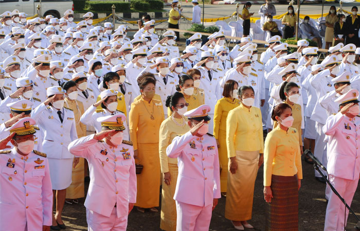 พิธีถวายสัตย์ปฏิญาณเพื่อเป็นข้าราชการที่ดีและพลังของแผ่นดิน ประจำปี ๒๕๖๕เนื่องในโอกาสวันเฉลิมพระชนมพรรษาพระบาทสมเด็จพระวชิรเกล้าเจ้าอยู่หัว..คลิก