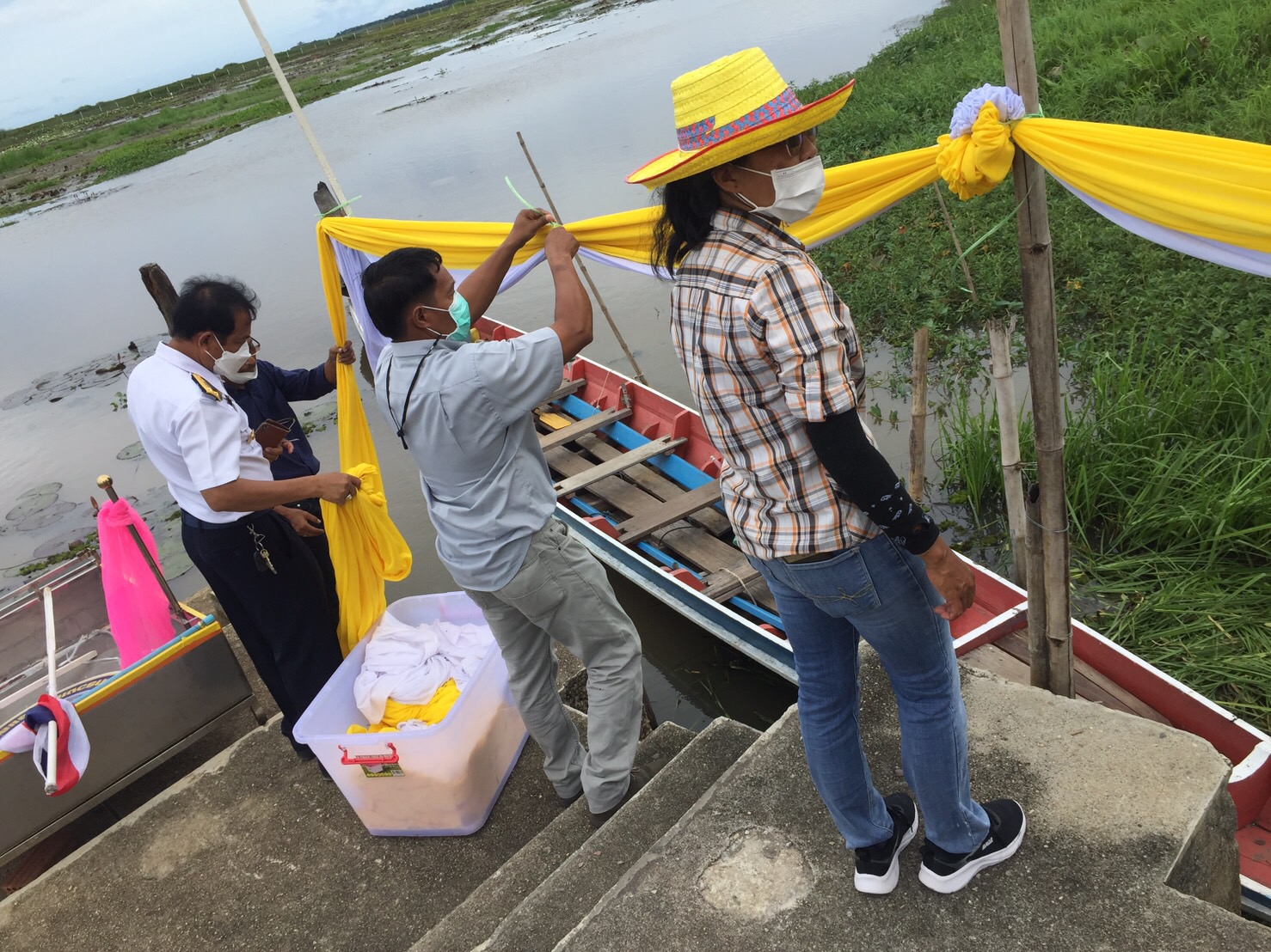 ประมงจังหวัดพัทลุง ลงพื้นที่ศูนย์ศึกษาธรรมชาติและสัตว์ป่าทะเลน้อยเพื่อจัดเตรียมสถานที่ปล่อยพันธุ์สัตว์น้ำกิจกรรมจิตอาสา