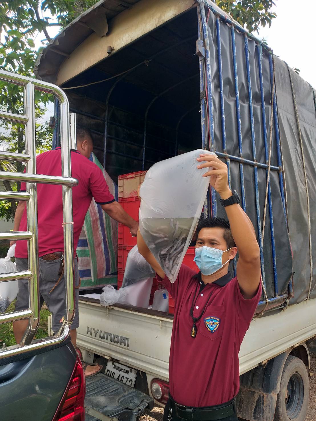 ตรวจสอบสินค้าประมง ส่งออกไปยัง สปป.ลาว..คลิก