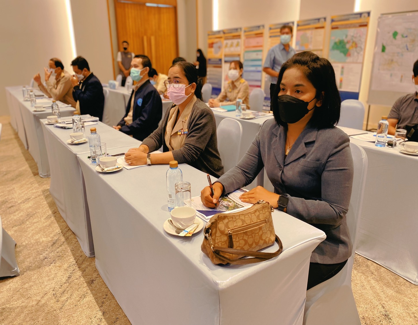 ประชุมรับฟังความคิดเห็น ปรึกษาหารือ และการมีส่วนร่วมของประชาชน ผังเมืองรวมเมืองราชบุรี(ปรับปรุงครั้งที่ 3)..คลิก
