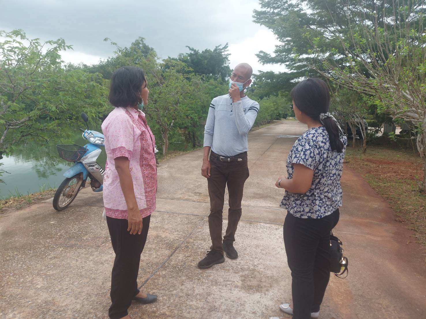สำนักงานประมงจังหวัดพัทลุง ลงพื้นที่เตรียมความพร้อมสถานที่ปล่อยพันธุ์สัตว์น้ำในพื้นที่ฟาร์มตัวอย่างฯ ตำบลนาปะขอ อำเภอบางแก้ว จังหวัดพัทลุง..คลิก