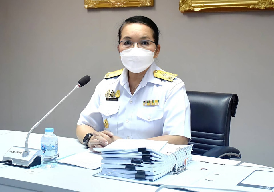 นางเพราลัย นุชหมอน รักษาการผู้ทรงคุณวุฒิด้านการจัดการประมง เป็นประธานการประชุมคณะทำงานเพื่อพิจารณาการขึ้นทะเบียนวัตถุอันตรายทางการประมง ครั้งที่ 6 (5/2565)