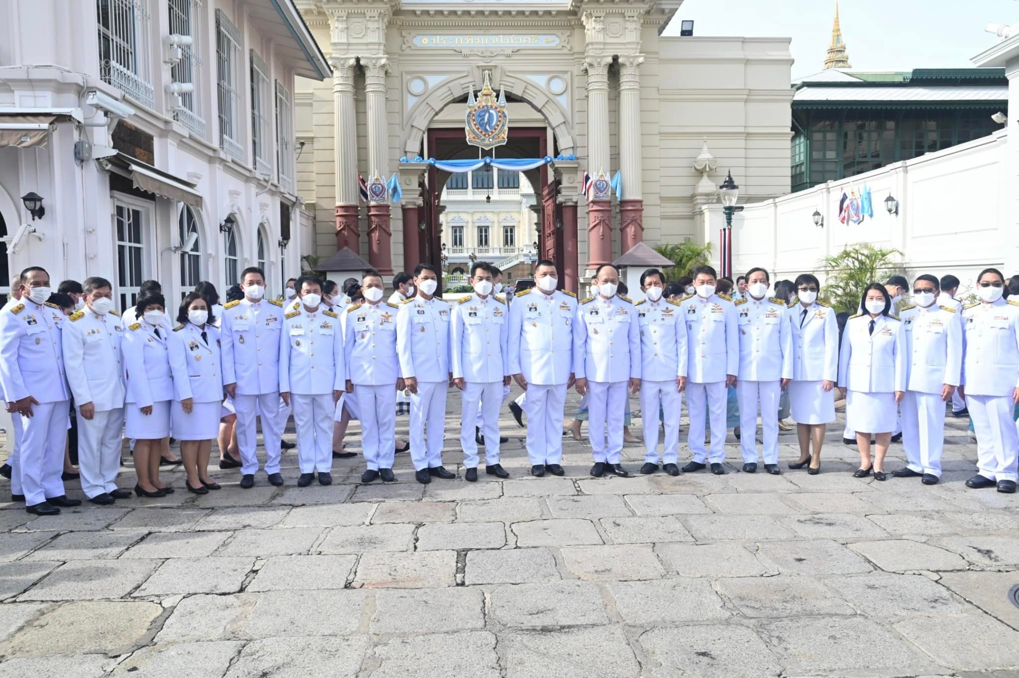 ร่วมลงนามถวายพระพร สมเด็จพระนางเจ้าสิริกิติ์ พระบรมราชินีนาถ พระบรมราชชนนีพันปีหลวง เนื่องในโอกาสวันเฉลิมพระชนมพรรษา วันที่ ๑๒ สิงหาคม ๒๕๖๕