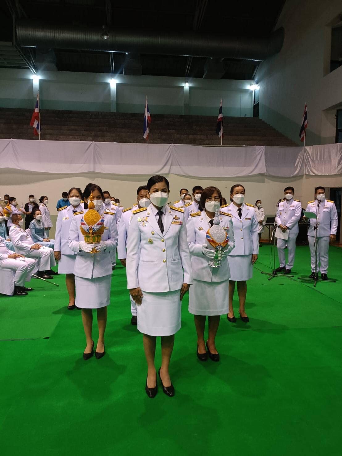 เข้าร่วมพิธีถวายเครื่องราชสักการะและวางพานพุ่ม และจุดเทียนถวายพระพรชัยมงคล เฉลิมพระเกียรติสมเด็จพระนางเจ้าสิริกิติ์ พระบรมราชินีนาถ พระบรมราชชนนีพันปีหลวง..คลิก