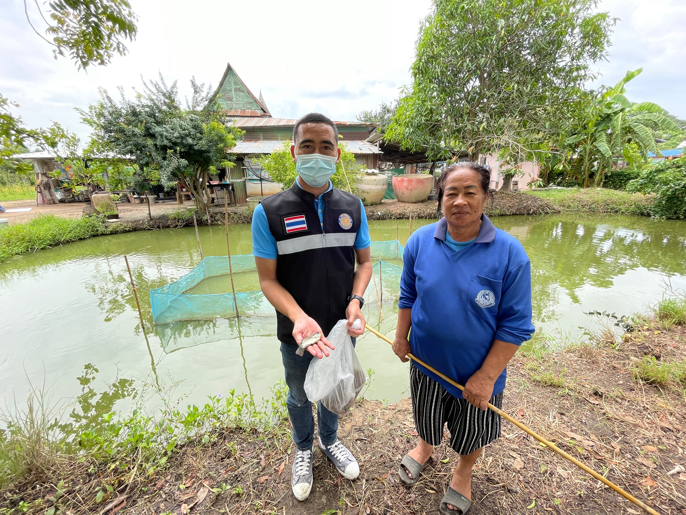 ศูนย์ฯ อ่างทอง ลงพื้นที่ตรวจติดตามเกษตรกรที่ร่วมโครงการส่งเสริมอาชีพประมง กิจกรรมพัฒนาศักยภาพเกษตรกร ในพื้นที่อำเภอวิเศษสามโก้ อำเภอโพธิ์ทอง และอำเภอเมืองอ่างทอง จังหวัดอ่างทอง..คลิก