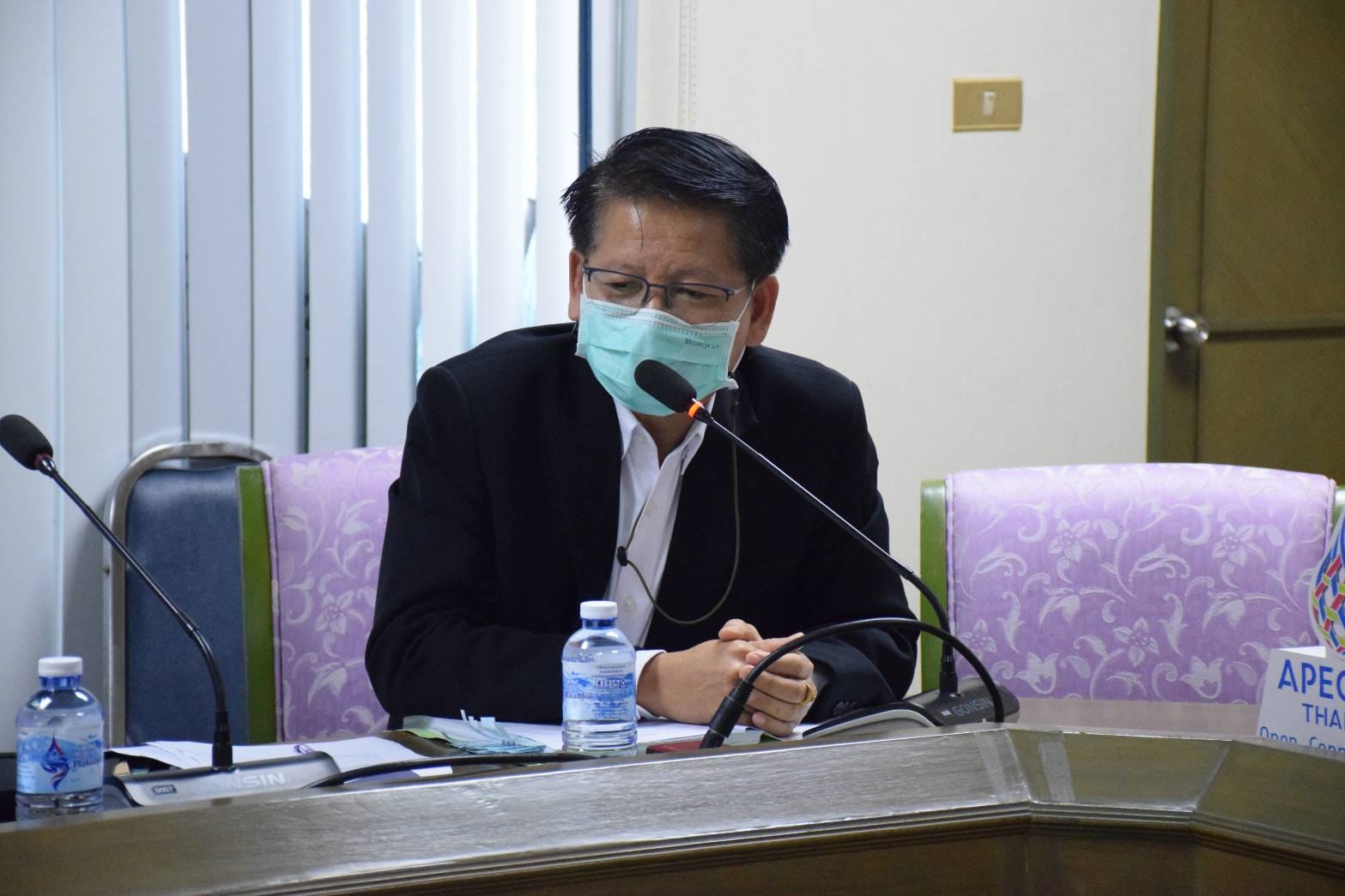นายเฉลิมชัย สุวรรณรักษ์ อธิบดีกรมประมง เป็นประธานการประชุมคณะกรรมการมาตรการทางการปกครอง
