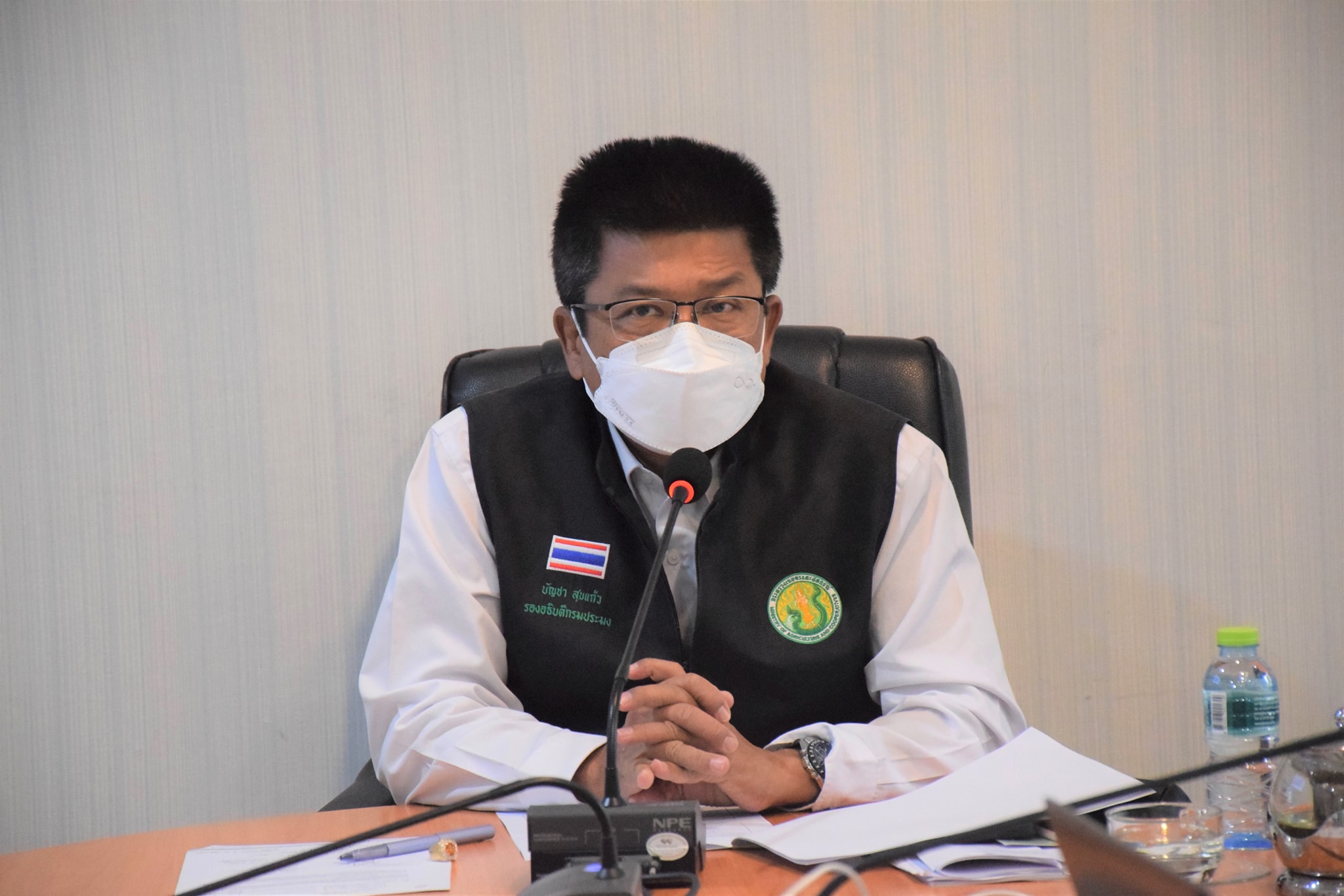นายบัญชา สุขแก้ว รองอธิบดีกรมประมง เป็นประธานการประชุมหารือการใช้เครื่องมือประมงที่เหมาะสมกับการทำการประมงปลิงทะเลน้ำลึก (ปลิงบอล)