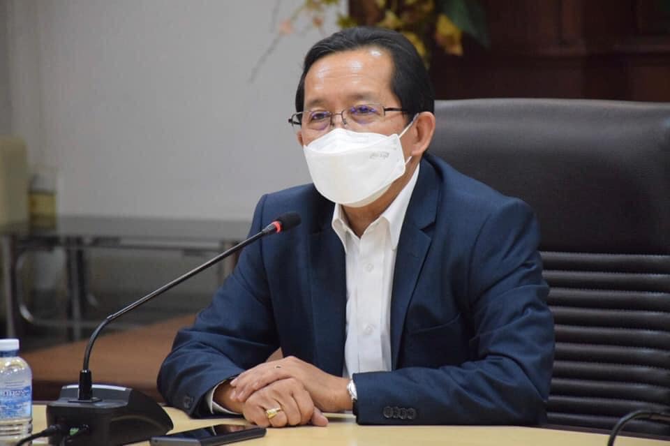 นายเฉลิมชัย สุวรรณรักษ์ อธิบดีกรมประมง ต้อนรับผู้แทนเกษตรกรผู้เลี้ยงกุ้งทะเลจากหลายจังหวัดในภาคตะวันออกและภาคกลางในนามชมรมและสมาคมต่างๆ