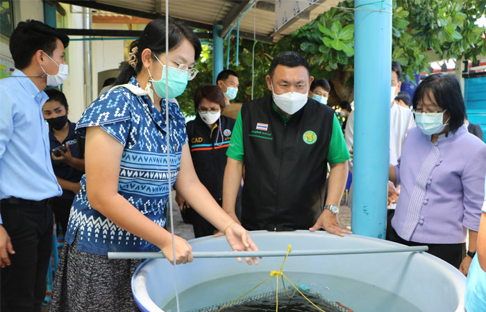 2565 นายเศรษฐเกียรติ กระจ่างวงษ์ ผู้ตรวจราชการกระทรวงเกษตรและสหกรณ์ เขต 9 พร้อมคณะหัวหน้าส่วนราชการในสังกัด ลงพื้นที่ตรวจติดตามผลการดำเนินงานตามแผนการตรวจราชการและการขับเคลื่อนการตรวจราชการ..คลิก