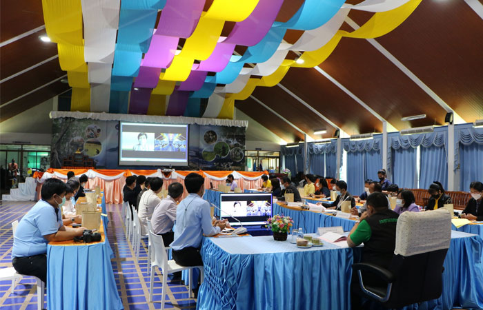 2565 นายเศรษฐเกียรติ กระจ่างวงษ์ ผู้ตรวจราชการกระทรวงเกษตรและสหกรณ์ เขต 9 พร้อมคณะหัวหน้าส่วนราชการในสังกัด ลงพื้นที่ตรวจติดตามผลการดำเนินงานตามแผนการตรวจราชการและการขับเคลื่อนการตรวจราชการ