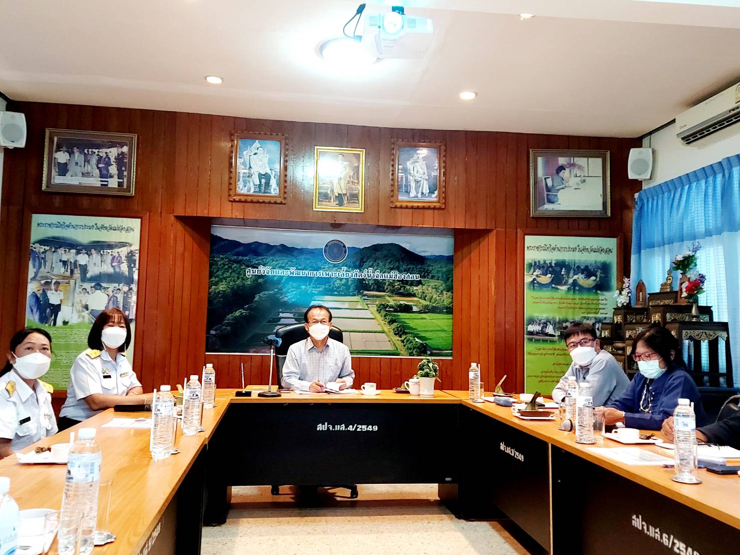 นายประวิทย์ ขำร้าย ผู้ตรวจราชการกรมประมง เขต 15 ประชุมหน่วยงานกรมประมง เขตตรวจราชการที่ 15 ประจำปี 2565..คลิก